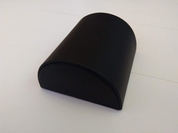 Exhibidor media luna para pulseras altura : 10 cm (tue-pu-024)